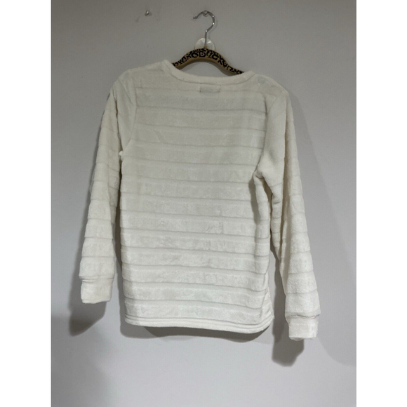 Woman’s Alison Andrews Size Medium Ivory Soft & Fluffy Pullover Sweater - Picture 3 of 7